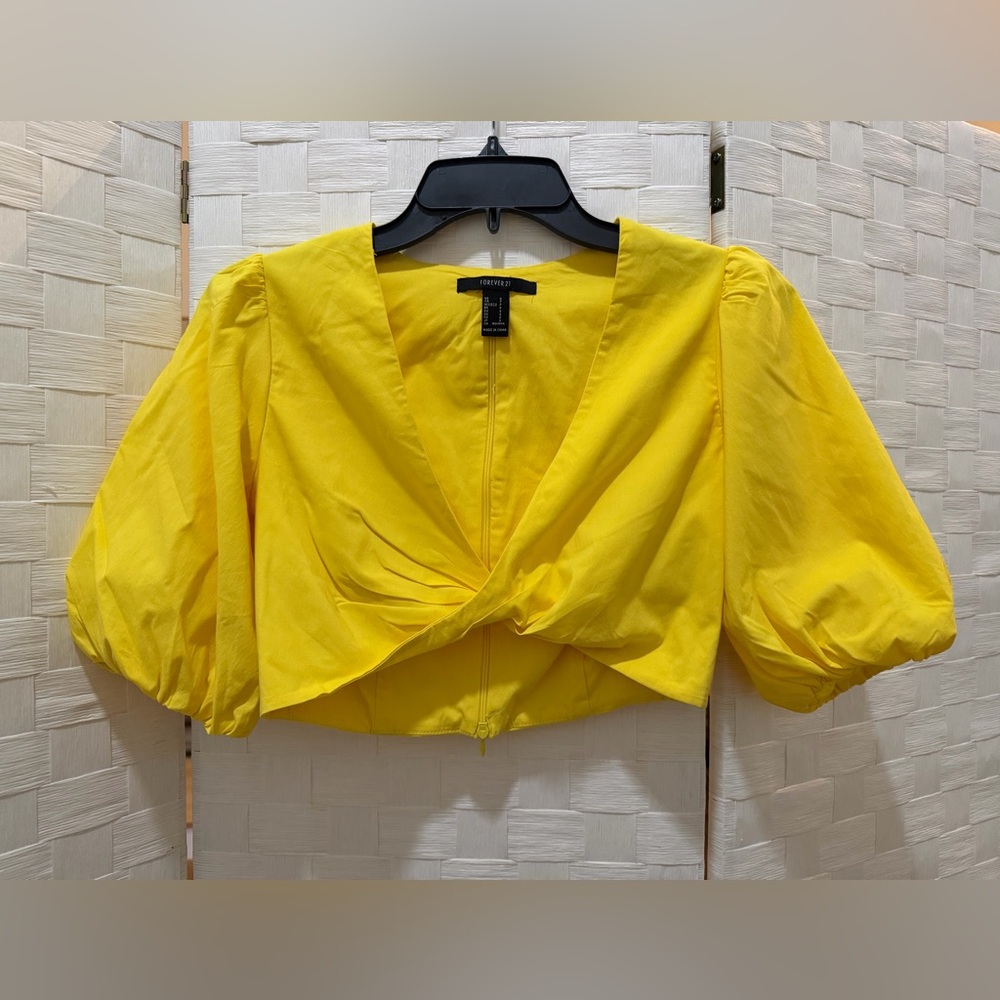 Forever 21 Yellow Puff Sleeve Crop Top Deep V Blouse Front Twist Small